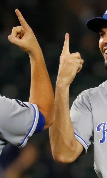 Royals extend streak to seven games with 3-1 win over Tigers